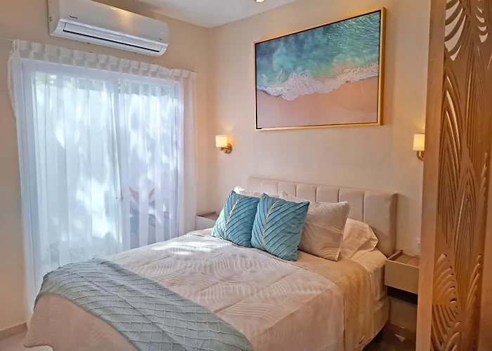 Apartment New Elegant With Pool, Garden & Comfort